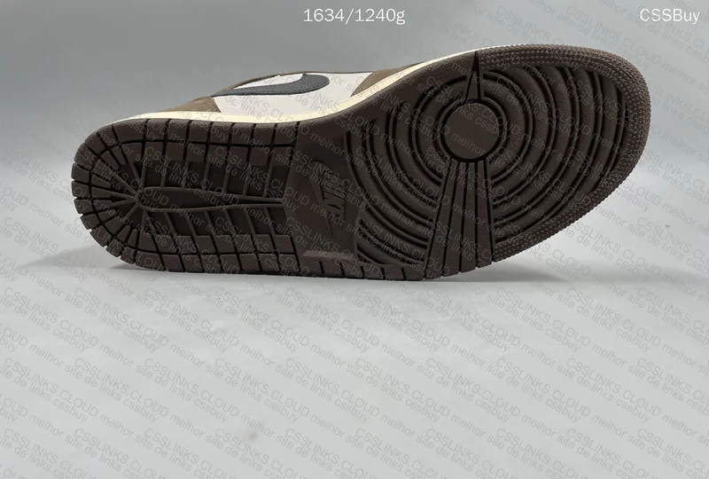 Nike Air Jordan 1 x Travis Scott high GL GALERA? 3