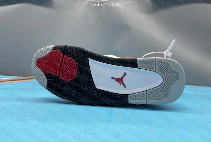 Nike Air Jordan 4 8