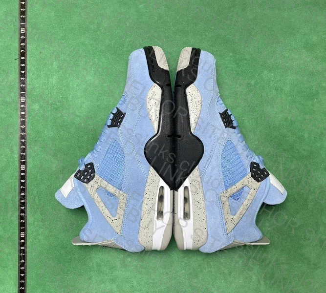 Nike Air Jordan 4