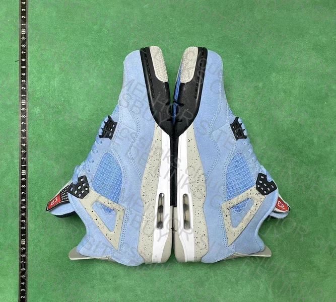 Nike Air Jordan 4 2