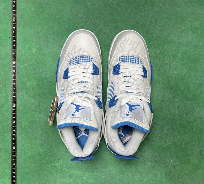 Nike Air Jordan 4 3
