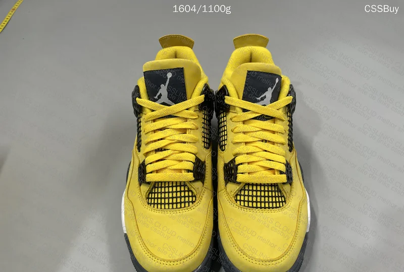 NIKE AIR JORDAN 4 " LIGHTNING " 2