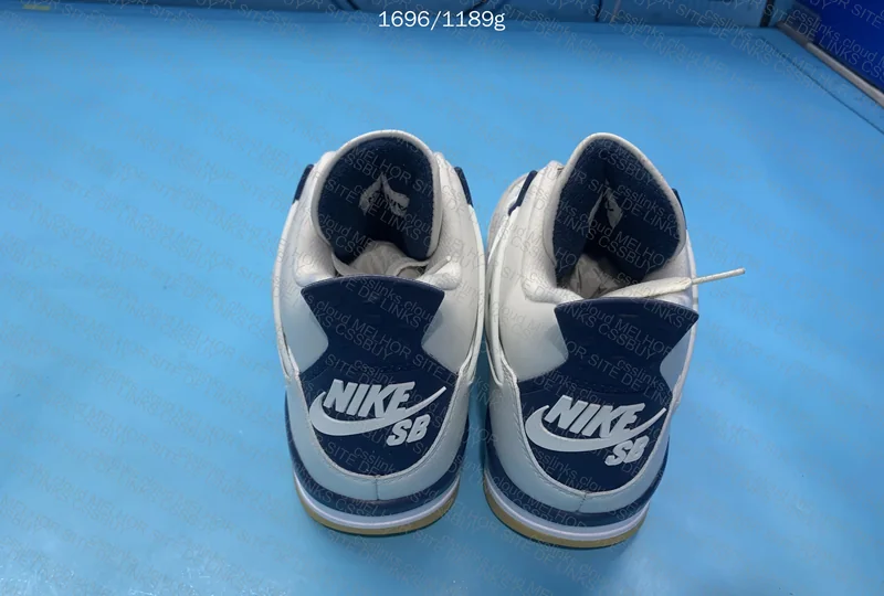 Nike Air Jordan 4 SB - Navy Blue 2