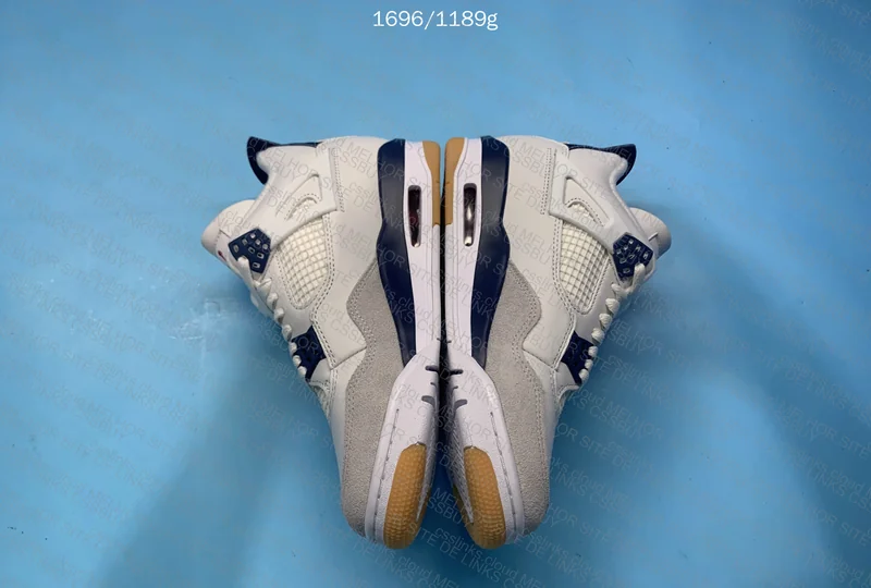 Nike Air Jordan 4 SB - Navy Blue 5
