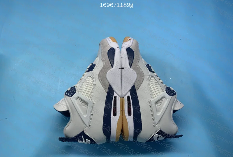 Nike Air Jordan 4 SB - Navy Blue 6