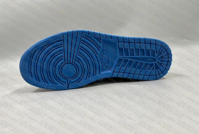 Nike air jordan fragment low travis 6