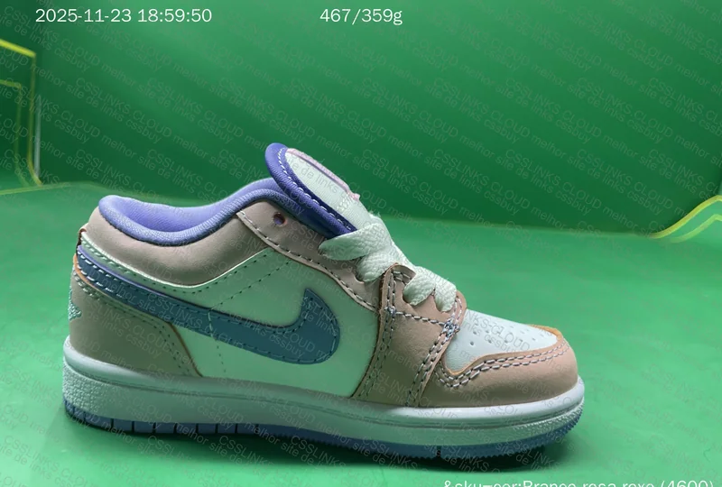 Nike Air Jordan Kids 4