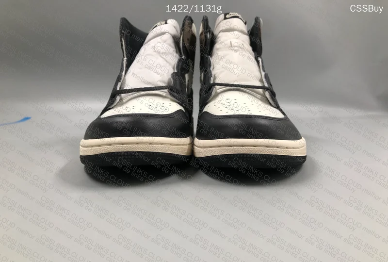 NIKE AIR JORDAN MOCHA HIGH 4