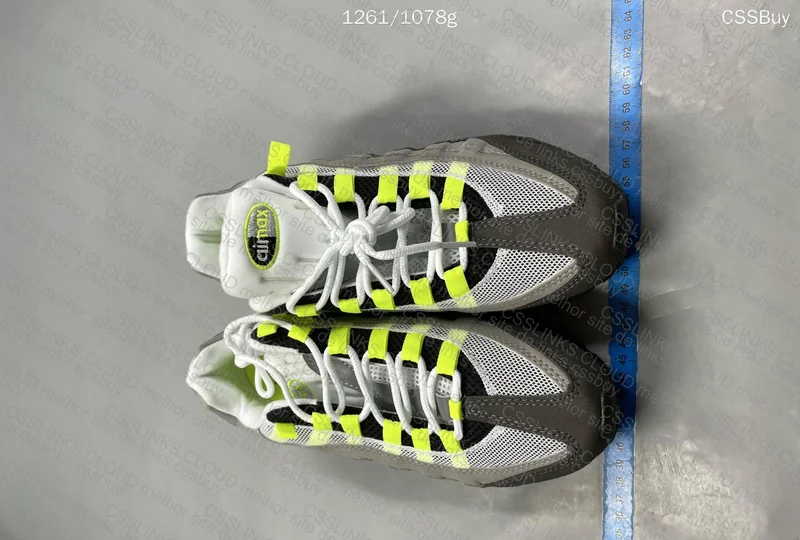 Nike Air Max 95 Neon 6