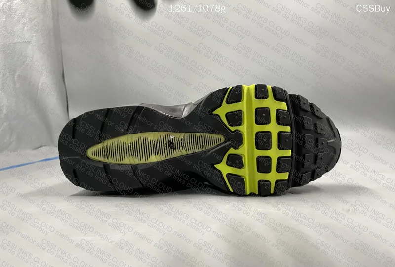 Nike Air Max 95 Neon 8