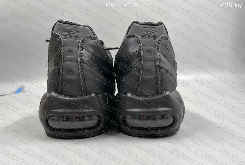 Nike Air Max 95 Triple Black 2