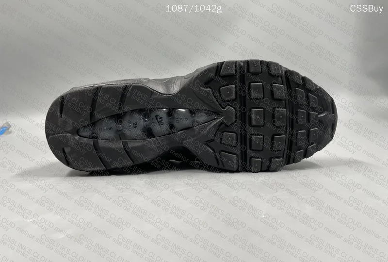 Nike Air Max 95 Triple Black 8
