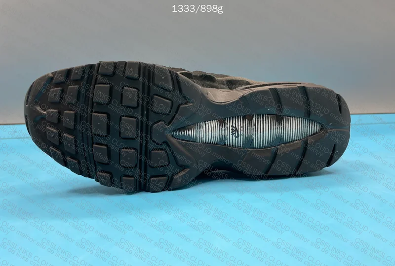 Nike Air Max 95 x Comme Des Garçons Black