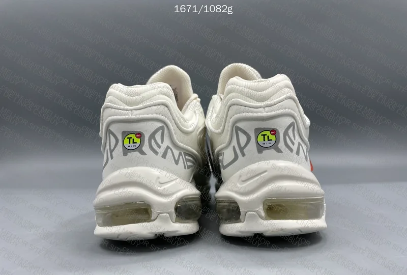 Nike Air Max 98 x Supreme 7