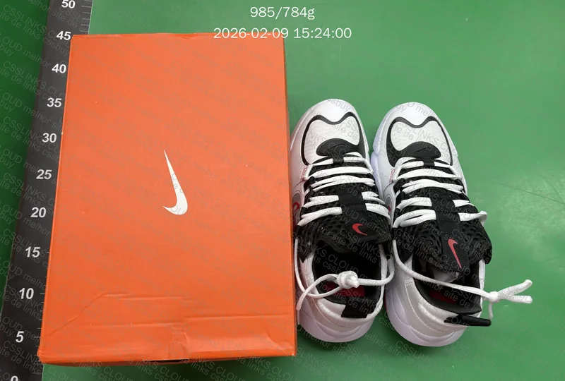 Nike Air Max Alpha Savage 2