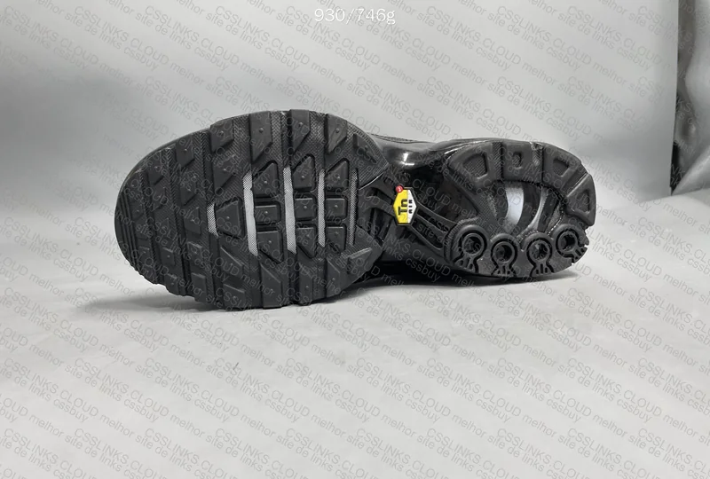 Nike Air Max Plus 8
