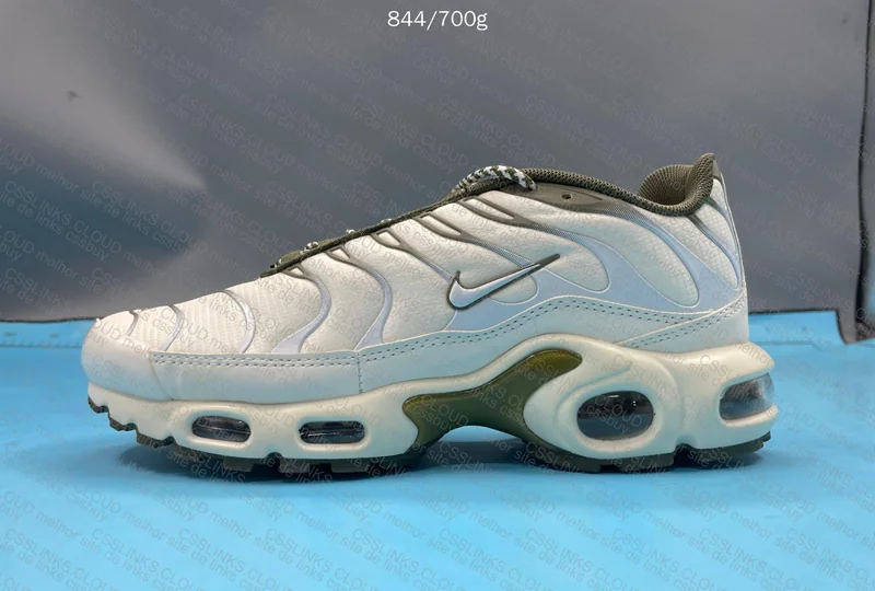 Nike Air Max Plus 5