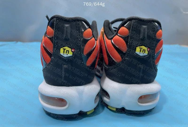 Nike Air Max Plus 4