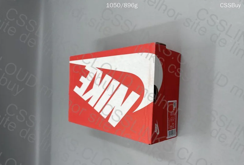 Nike Air Max Plus 3 Iridescent 11
