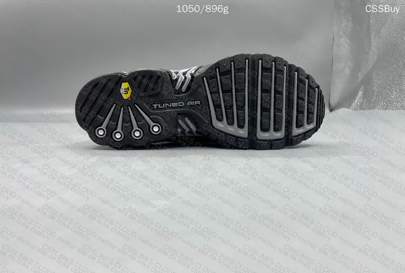Nike Air Max Plus 3 Iridescent 5