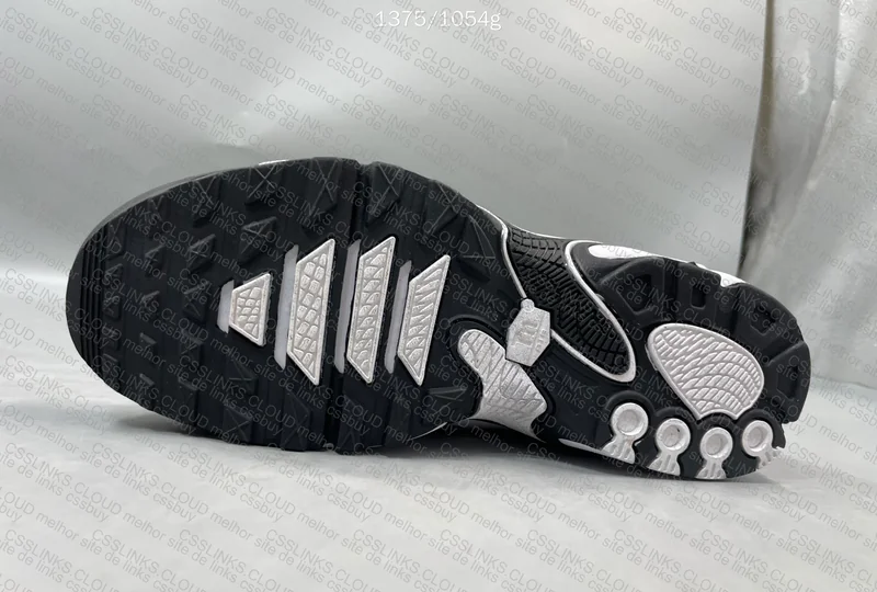 Nike Air Max Plus Drift 2