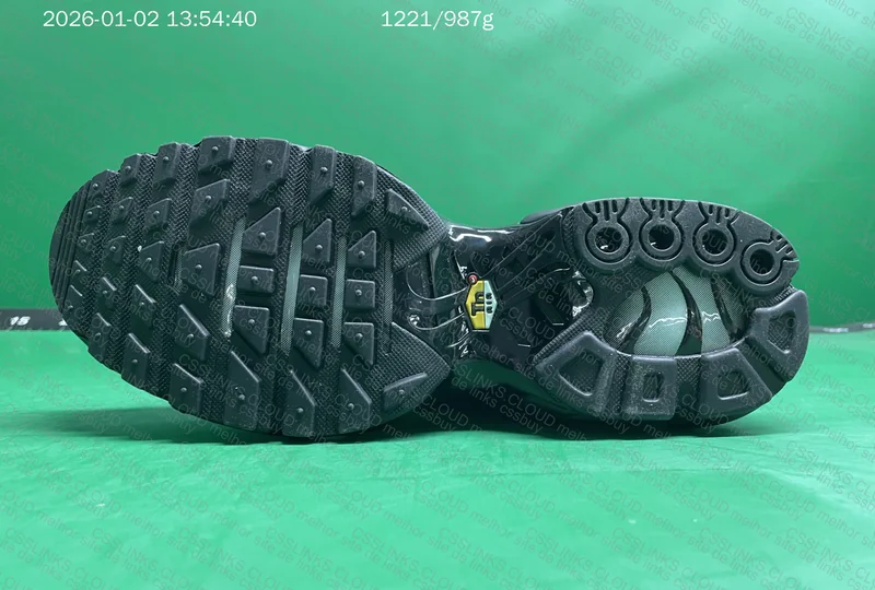 Nike Air Max PLUS TN All black 5