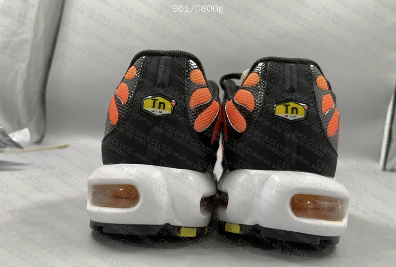 Nike Air Max Plus TN “Pimento” 4
