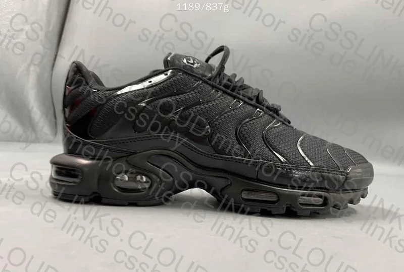 nike air max plus tn triple black 3