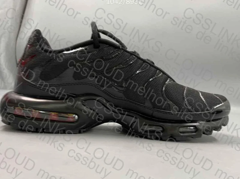 nike air max plus tn triple black / all black 2