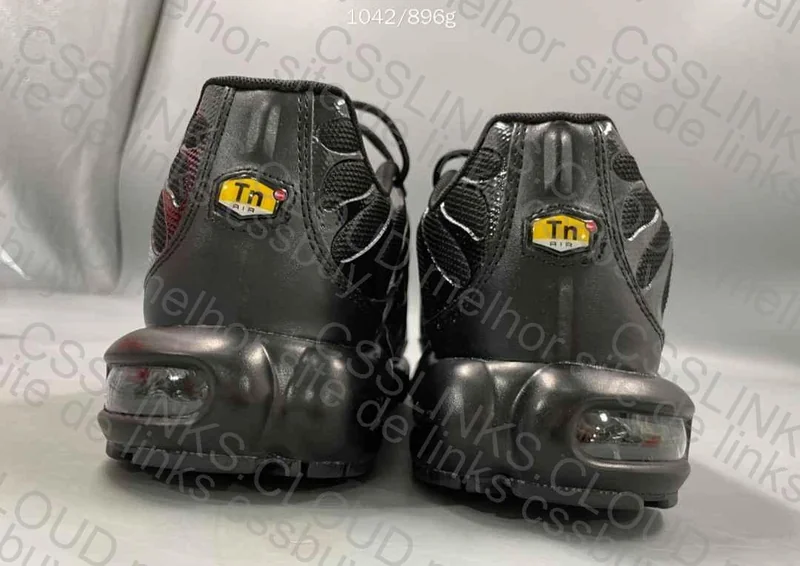 nike air max plus tn triple black / all black 4