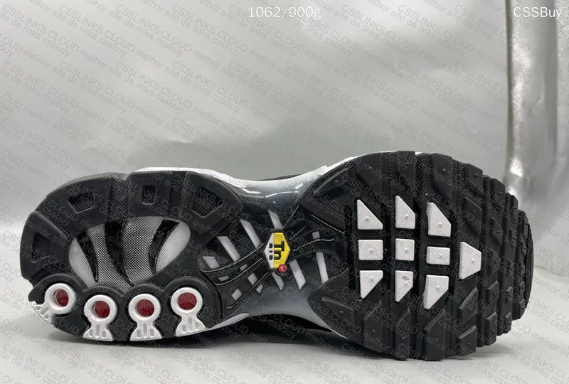 Nike Air Max Plus TN (Umkao) 8
