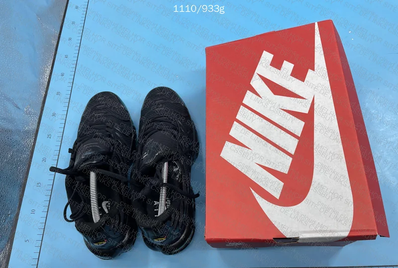 Nike Air Max Plus Triple Black (WWTOP) 10