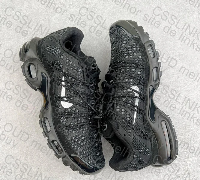 Nike Air Max Plus Utility 'Black Metallic Silver' 3