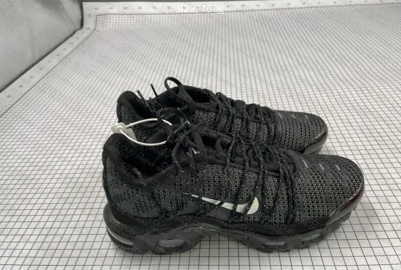 Nike Air Max Plus Utility 'Black Metallic Silver'
