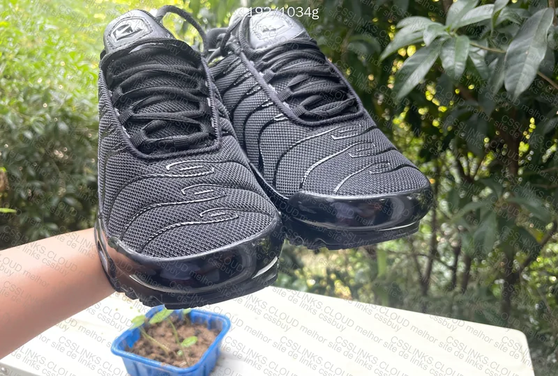NIKE AIR MAX TN