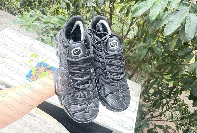 NIKE AIR MAX TN 10