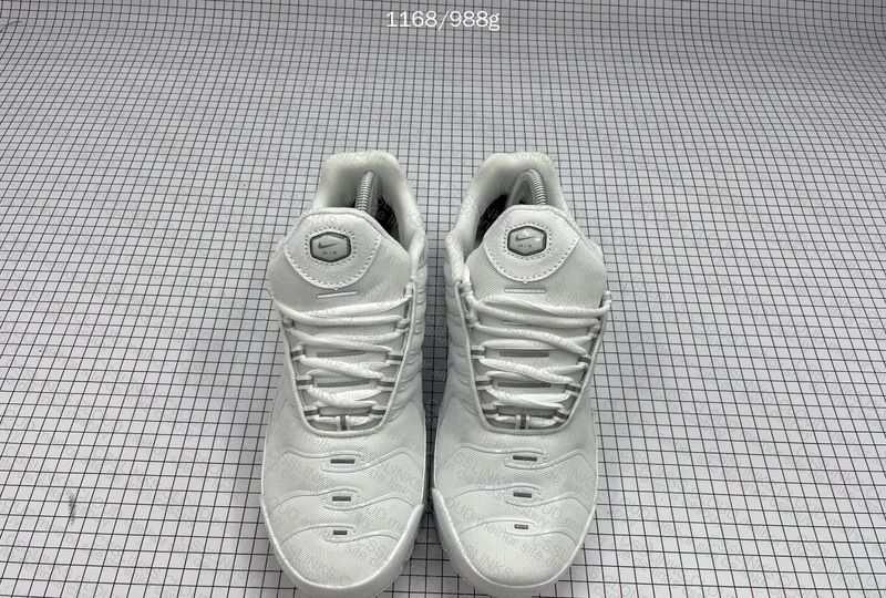 Nike Air Max TN White 4