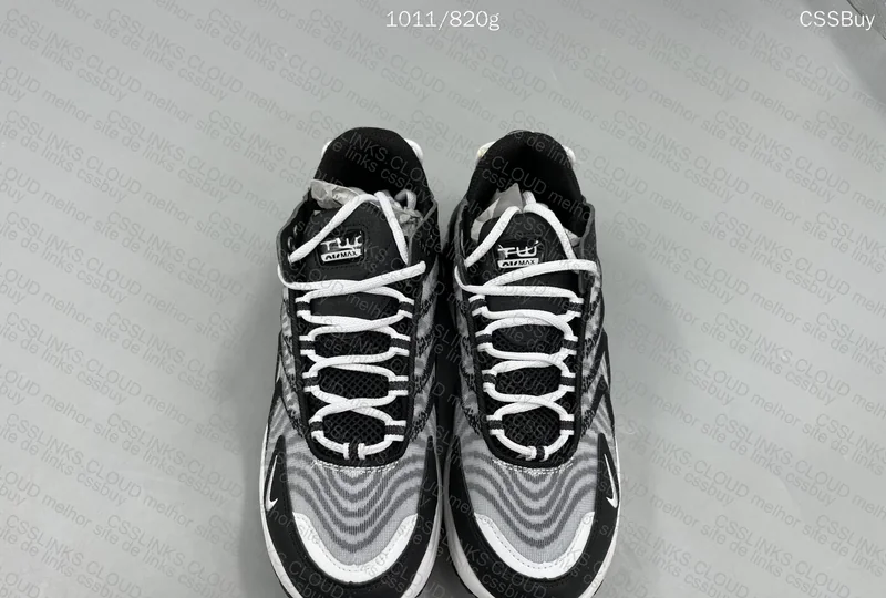 Nike Air Max TW 4
