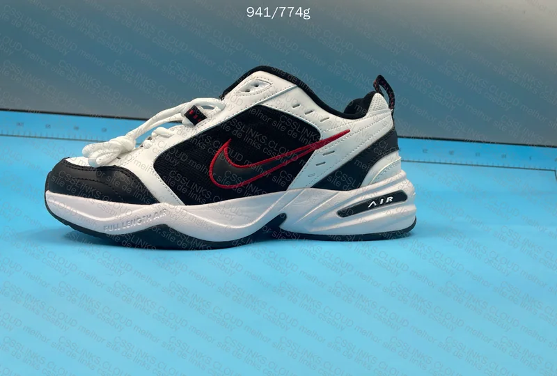 Nike Air Monarch IV RL? Flaw on Toe 8