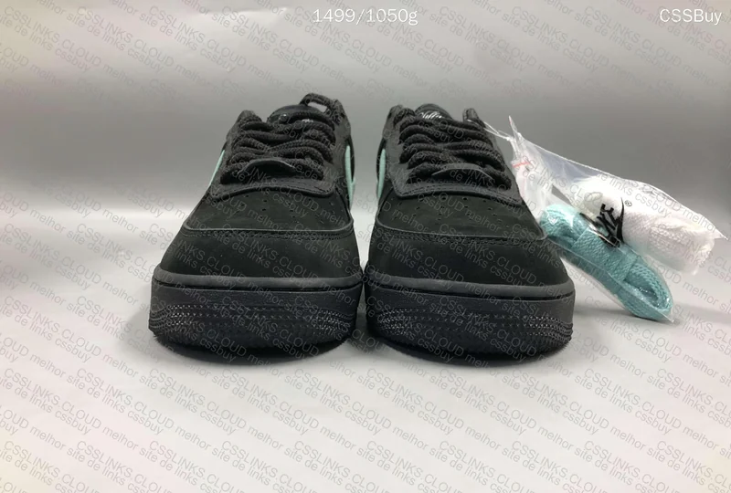 Nike Air Tiffany & co. 2