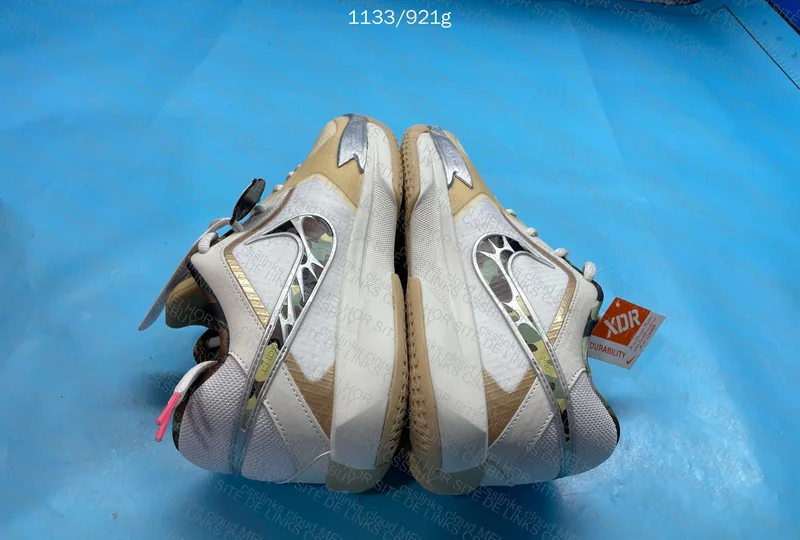 Nike Air Zoom GT. Cut Cross 4