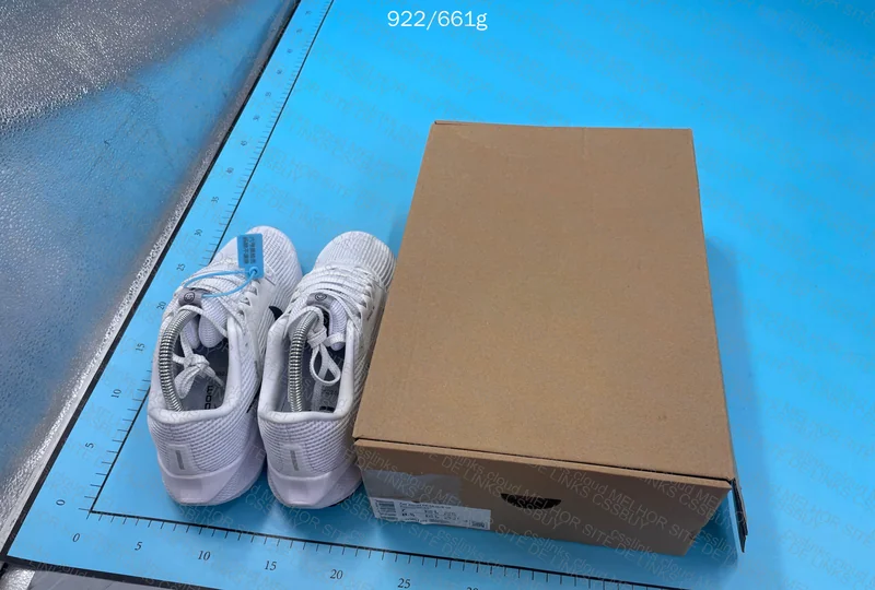 Nike Air Zoom Pegasus 40 White 9