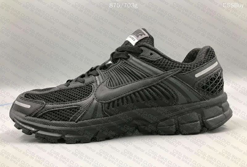 Nike Air Zoom Vomero 5 4