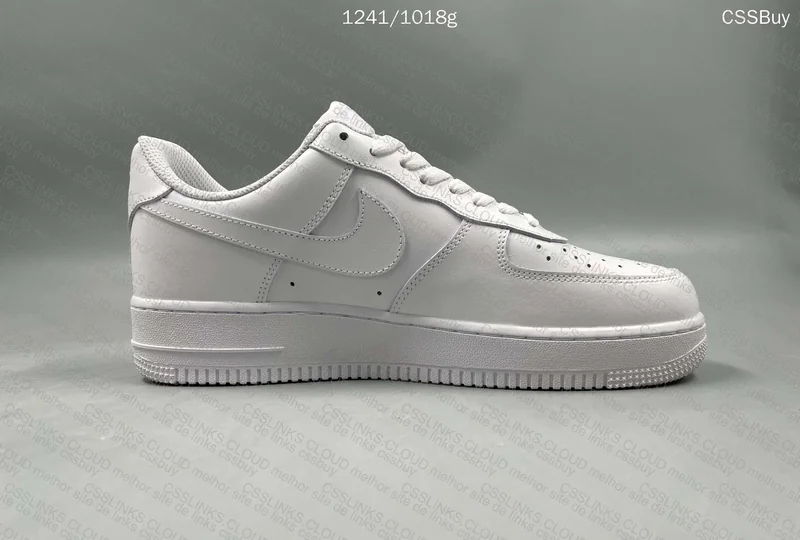 Nike AirForce 1 - AF1 6
