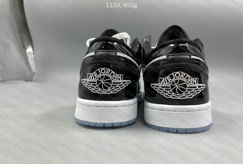 Nike AJ1 Low 'Concord' 4
