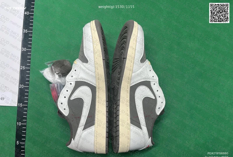 Nike AJ1 Low Travis Scott Reverse Mocha 5