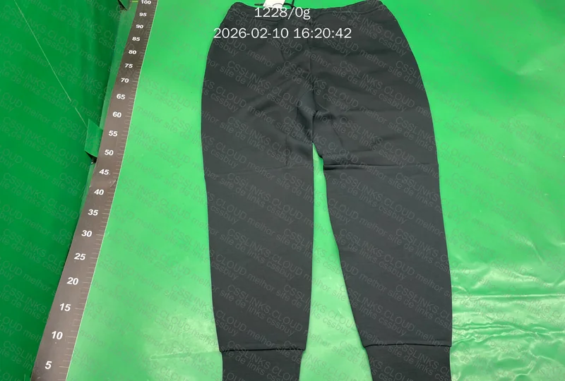 Nike Black Tech Fleece (Conjunto) 4