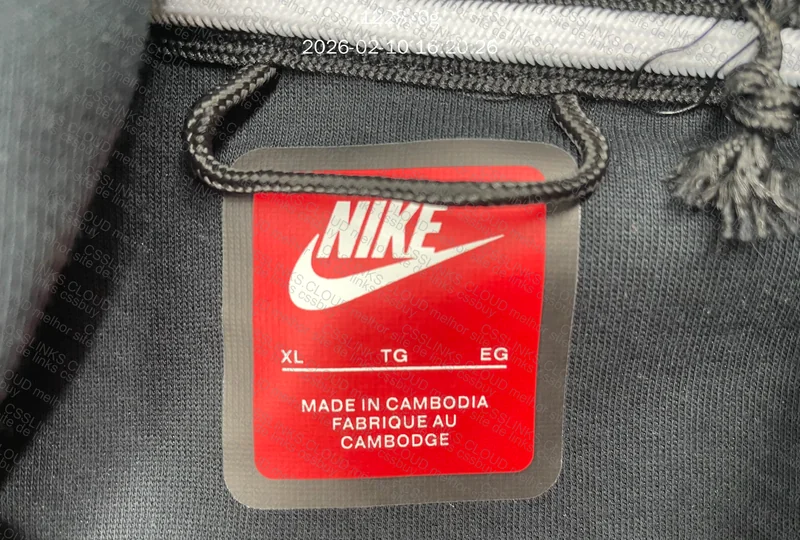 Nike Black Tech Fleece (Conjunto) 7