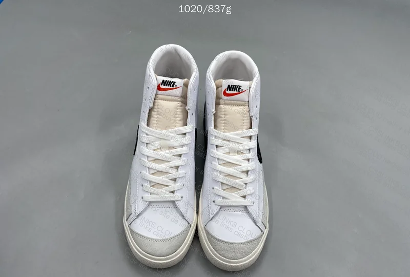 Nike Blazer Mid 2