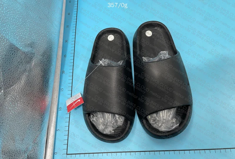 Nike Calm (slide)